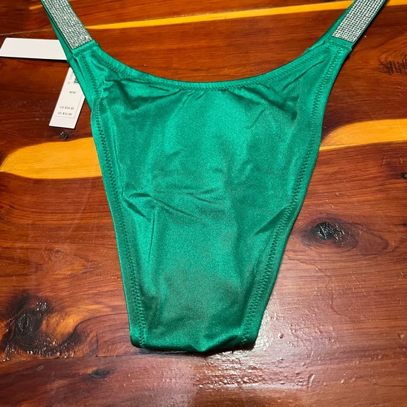 Victoria’s Secret Emerald Green Shine Strap Brazilian Bikini Bottom NWT - Picture 5 of 5